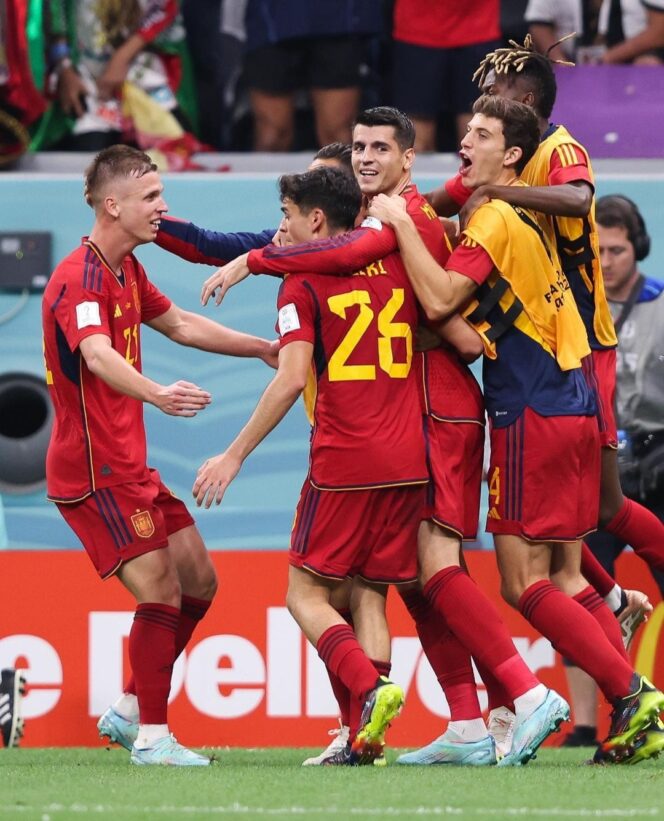 
 Pemain Pengganti Unjuk Gigi; Spanyol vs Jerman Berbagi Angka