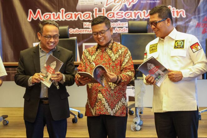 
 Pokja Wartawan Banten Launching dan Bedah Buku Legasi Maulana Hasanuddin Banten